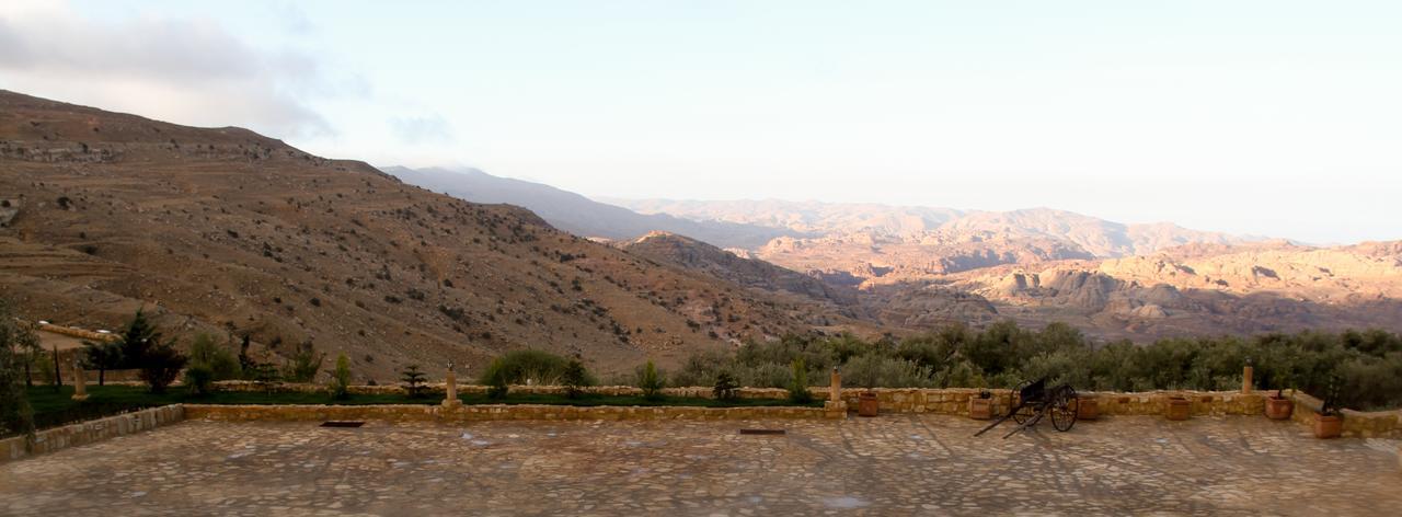 Hayat Zaman Hotel And Resort Petra Wadi Musa Buitenkant foto