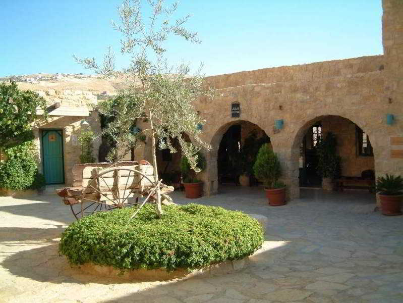 Hayat Zaman Hotel And Resort Petra Wadi Musa Buitenkant foto